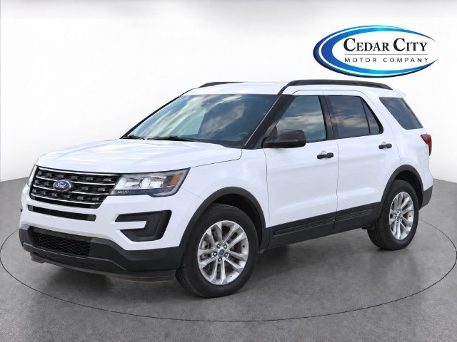 Used 2017 Ford Explorer FWD image 2