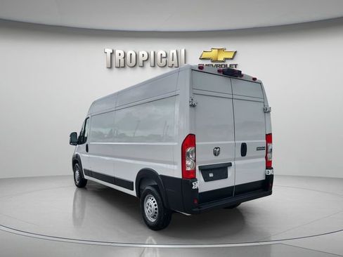 Used 2025 RAM ProMaster 2500 w/ Convenience Group image 2