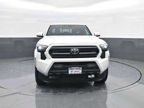 Used 2024 Toyota Tacoma SR5 image 3