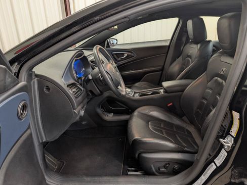 Used 2016 Chrysler 200 S w/ Navigation & Sound Group I AWD/4WD image 19