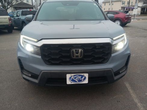 Used 2024 Honda Passport EX-L image 3