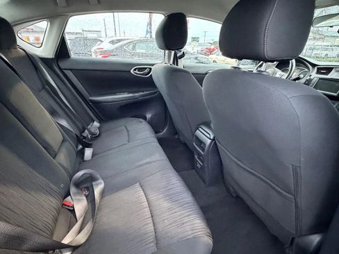 Used 2019 Nissan Sentra SV image 11