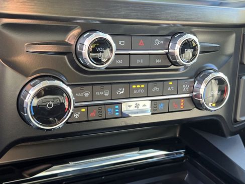 New 2026 Ford F250 Lariat w/ FX4 Off-Road Package image 21