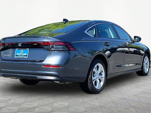 Certified 2025 Honda Accord LX image 5