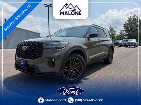 New 2026 Ford Explorer ST-Line w/ ST-Line Street Pack AWD/4WD image 1