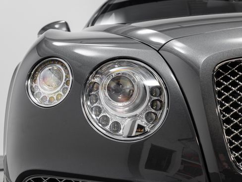 Used 2017 Bentley Continental GT image 47