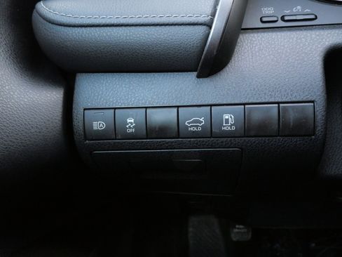 Certified 2023 Toyota Camry SE image 27