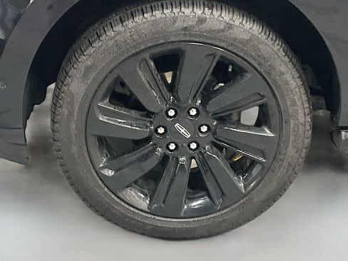 Used 2023 Lincoln Navigator L Reserve image 34