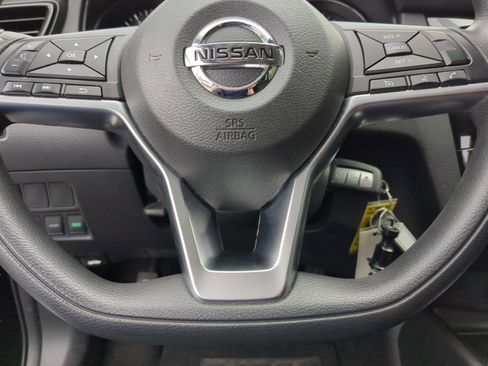 Used 2020 Nissan Rogue Sport S FWD image 15