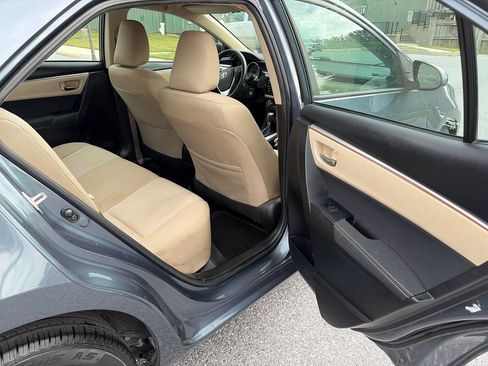 Used 2016 Toyota Corolla LE FWD image 12