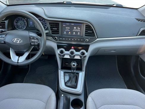 Used 2019 Hyundai Elantra SEL image 4