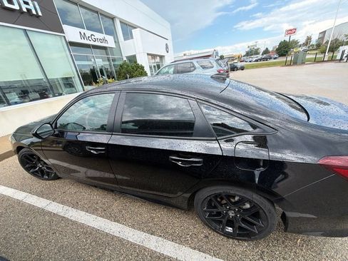 Used 2025 Honda Civic Sport image 5