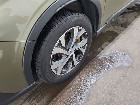 Used 2022 Subaru Outback Touring XT AWD/4WD image 8