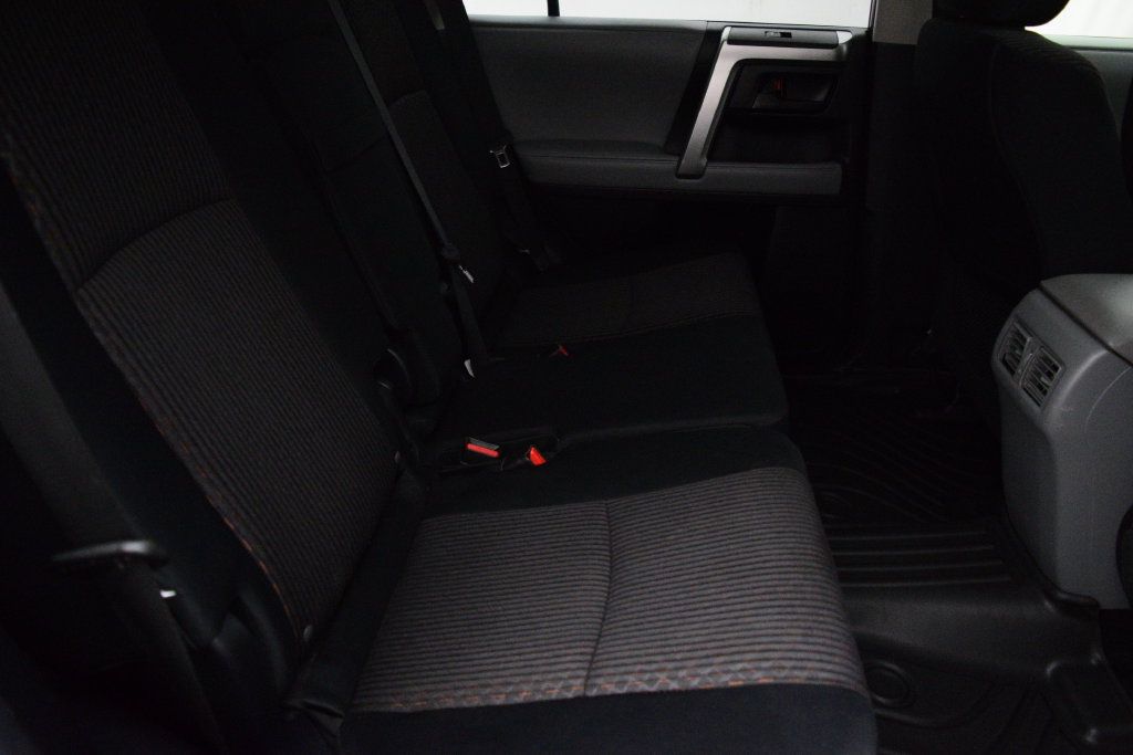 Used 2013 Toyota 4Runner SR5 w/ Convenience Pkg AWD/4WD image 14