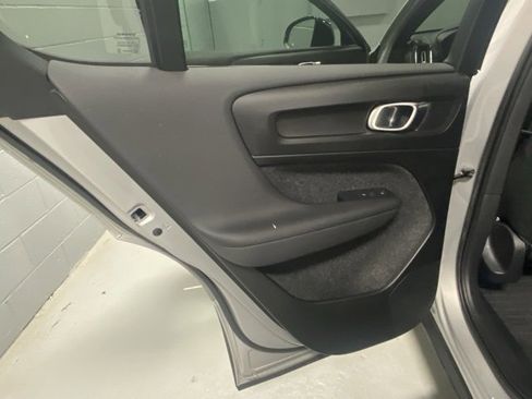 Used 2023 Volvo C40 P8 Recharge Ultimate w/ Protection Package Premier image 7