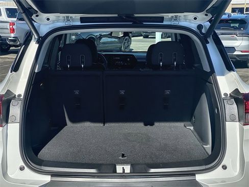 Certified 2025 Chevrolet TrailBlazer LT w/ Convenience Package image 27