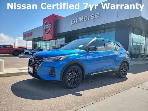 Used 2024 Nissan Kicks SR image 1