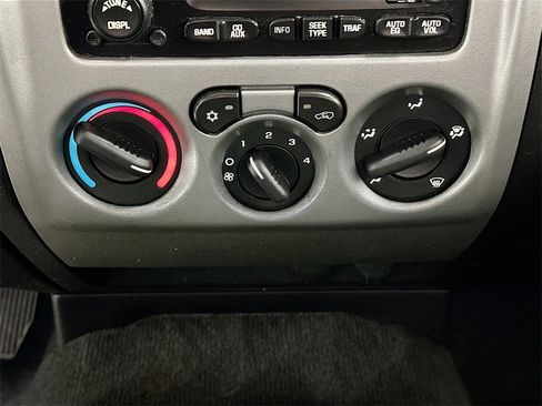 Used 2012 Chevrolet Colorado LT image 15