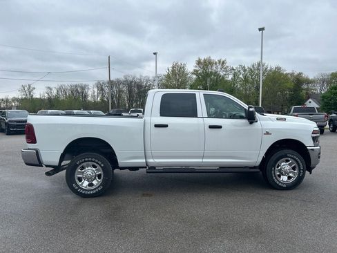 New 2025 RAM 2500 Tradesman AWD/4WD image 7