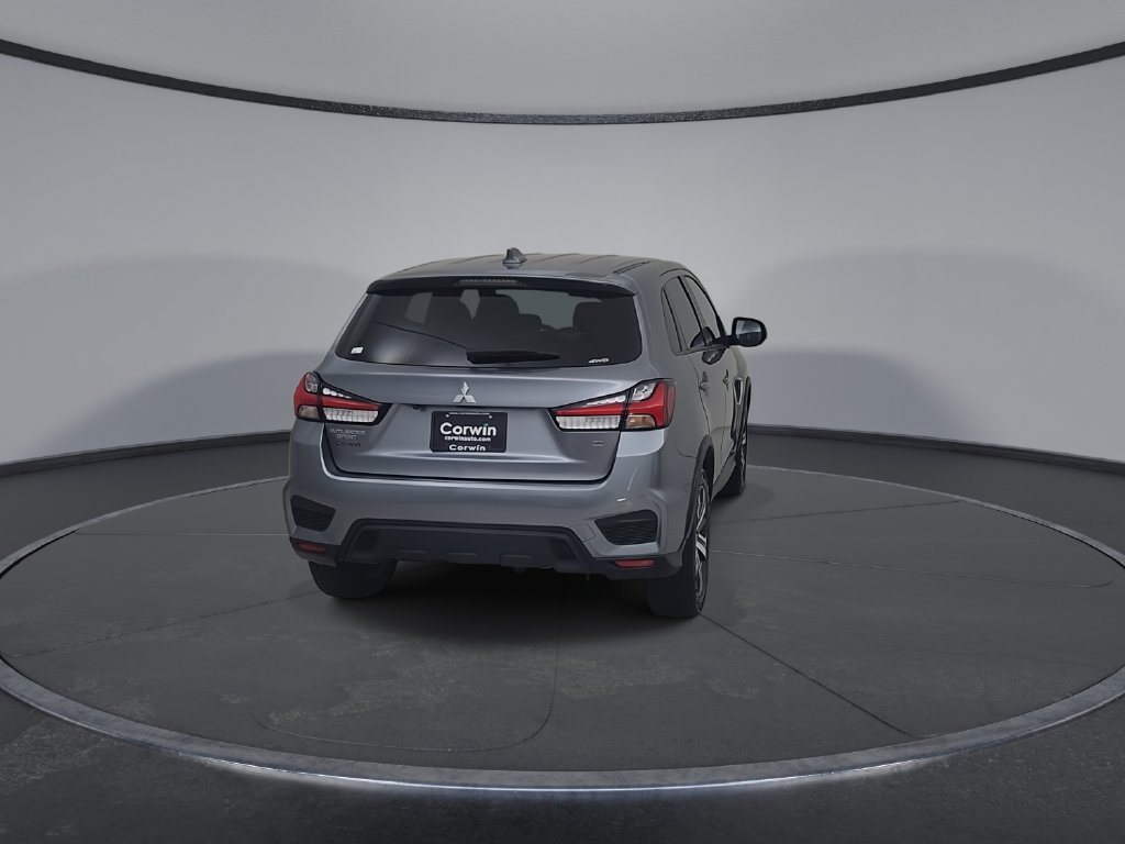 Used 2025 Mitsubishi Outlander Sport SE AWD/4WD image 16