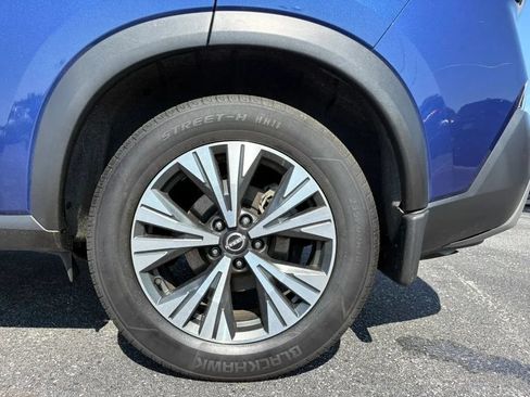 Used 2023 Nissan Rogue SV AWD/4WD image 26