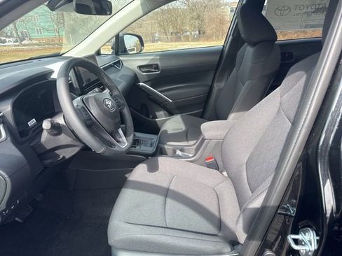 New 2026 Toyota Corolla Cross LE image 10