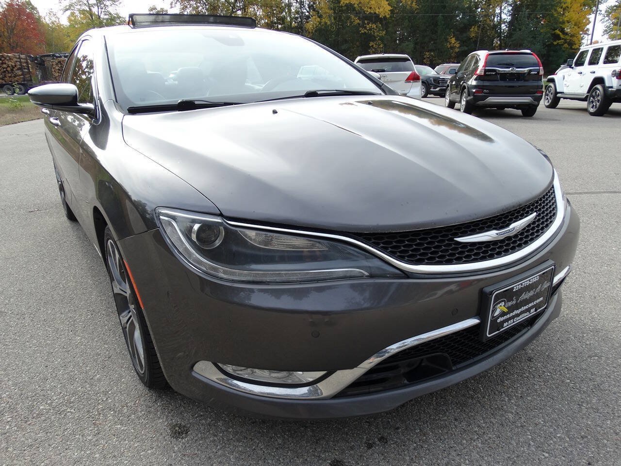 Used 2015 Chrysler 200 C w/ Safetytec Group FWD image 5