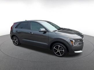 Used 2026 Kia Niro LX FWD video 2