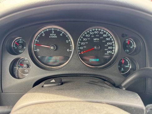 Used 2008 GMC Yukon XL Denali image 15