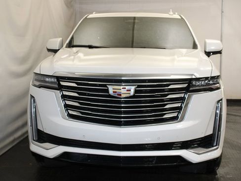 Used 2022 Cadillac Escalade Premium Luxury Platinum image 3