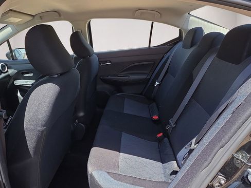 Used 2025 Nissan Versa SV FWD image 17