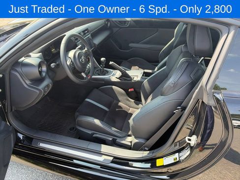 Used 2025 Toyota GR86 Premium RWD image 7