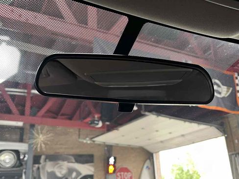 Used 2019 Nissan Altima 2.5 SR FWD image 19