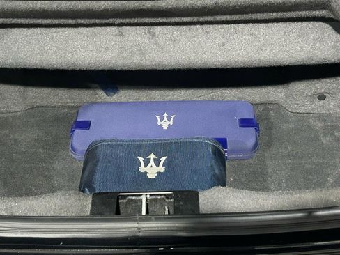 Used 2011 Maserati GranTurismo Convertible RWD image 28
