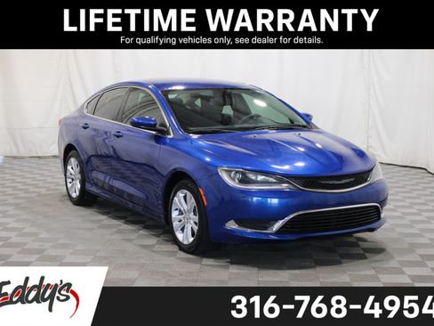 Used 2015 Chrysler 200 Limited FWD image 1