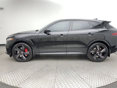 Used 2023 Jaguar F-PACE SVR image 5