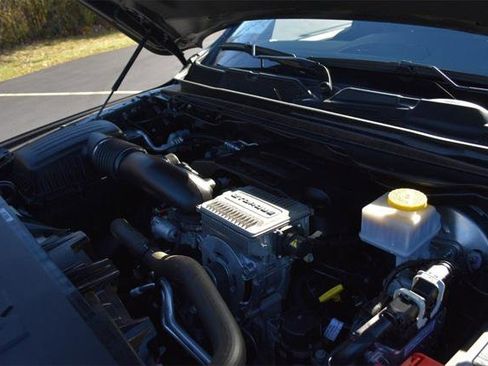 Certified 2023 RAM 1500 Laramie image 38