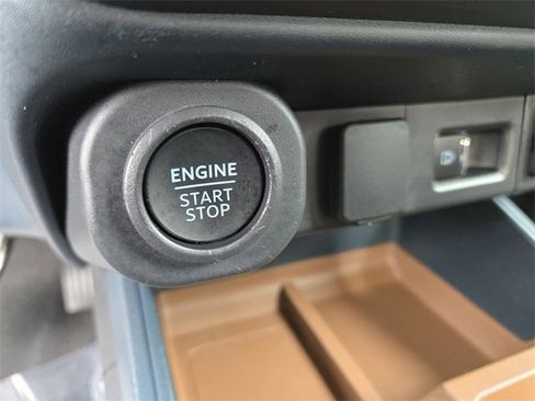 Certified 2024 Ford Maverick Lariat image 16