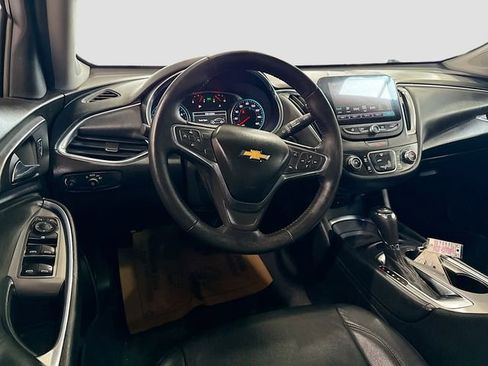 Used 2016 Chevrolet Malibu LT image 21