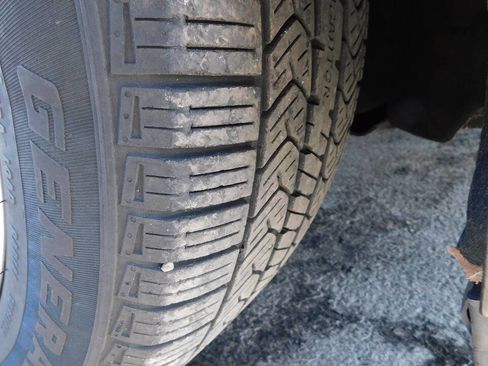 Used 2019 Ford Transit Connect XL image 22