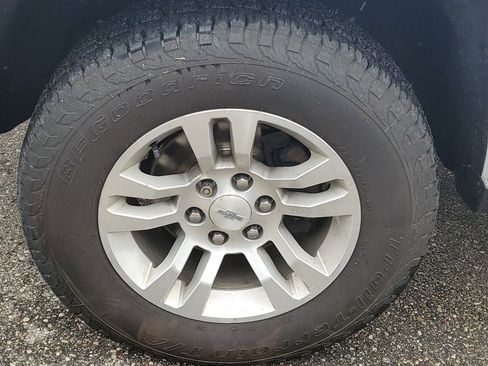 Used 2017 Chevrolet Silverado 1500 LT w/ All Star Edition image 89