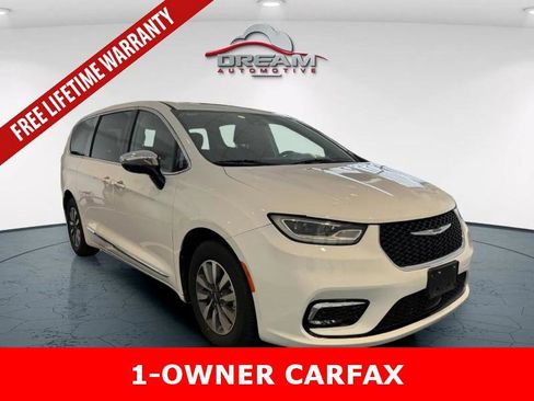 Used 2023 Chrysler Pacifica Limited FWD image 1