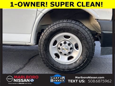 Used 2022 Chevrolet Express 3500 Work Van w/ Driver Convenience Package image 10