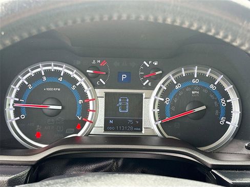 Used 2014 Toyota 4Runner SR5 Premium image 13