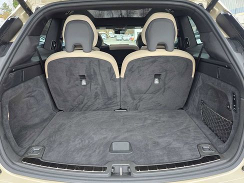 Certified 2025 Volvo EX90 Ultra image 16