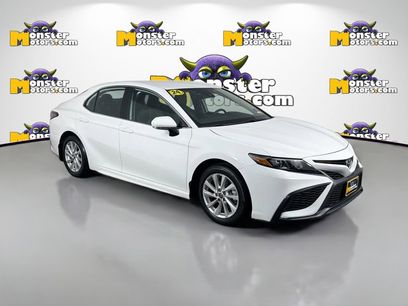 Used 2024 Toyota Camry SE