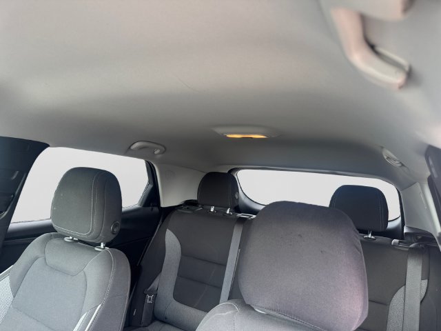 Used 2023 Chevrolet TrailBlazer LT w/ Convenience Package FWD image 12