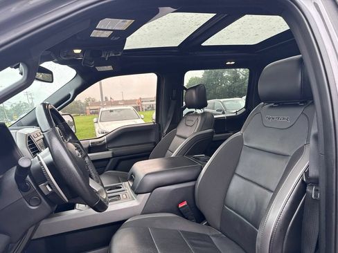 Used 2020 Ford F150 Raptor w/ Equipment Group 802A Luxury AWD/4WD image 9