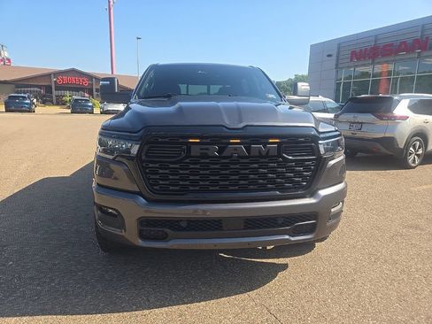 Used 2025 RAM 1500 Big Horn AWD/4WD image 2