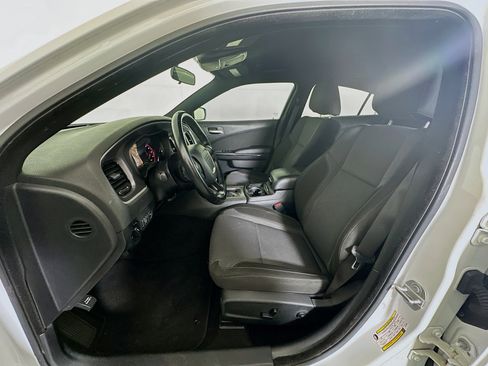 Used 2020 Dodge Charger SXT w/ Blacktop Package image 13